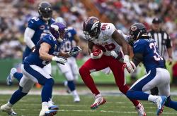 巴特勒与70激战MAD分钟，战术调整胜负难料！，哈登焦点对战再创辉煌时刻